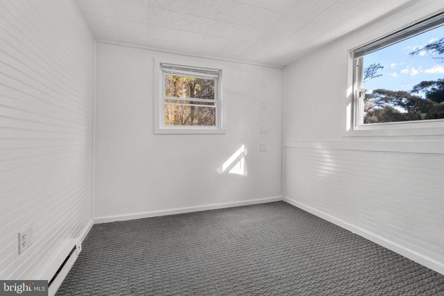 10231 HENRY RD, Berlin, MD 21811