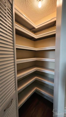 540 N 68th St, Pensacola, FL 32506