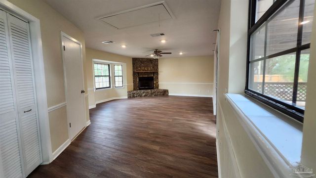 540 N 68th St, Pensacola, FL 32506