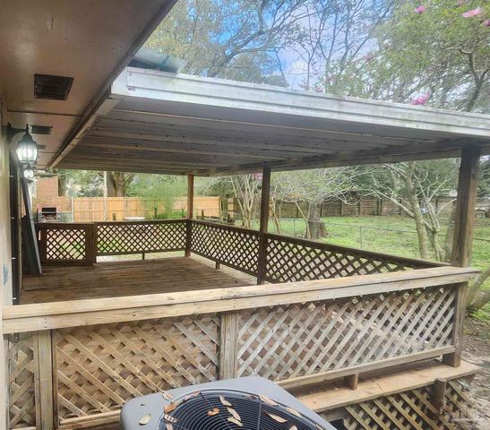 540 N 68th St, Pensacola, FL 32506