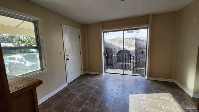 540 N 68th St, Pensacola, FL 32506