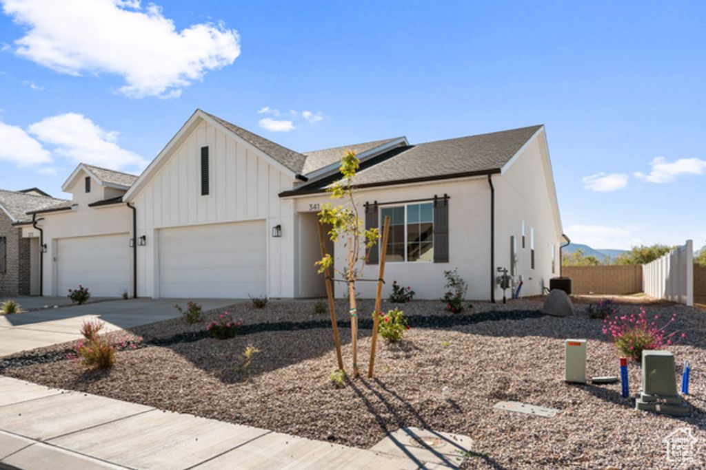 341 W ROSIE LOOP #26W, Cedar City, UT 84721