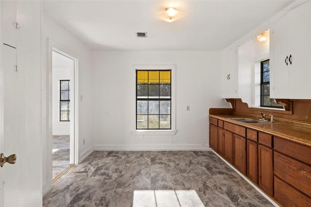 14202 Susie Lane CR442, Alvin, TX 77511