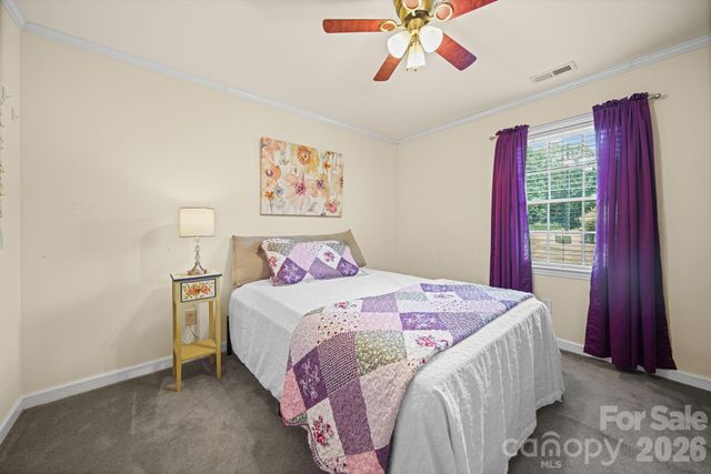2013 Silvertip Court, Belmont, NC 28012