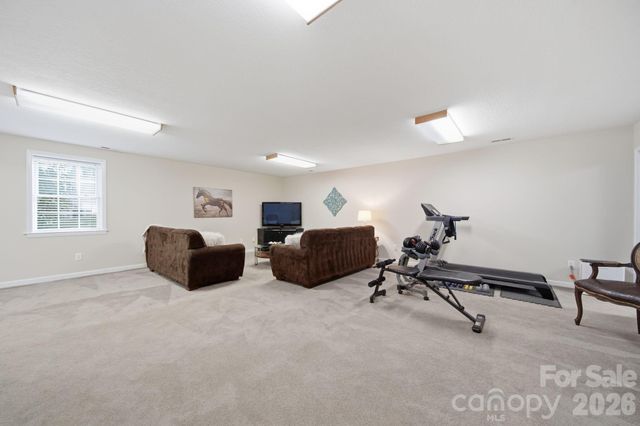 2013 Silvertip Court, Belmont, NC 28012