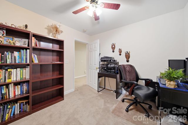 2013 Silvertip Court, Belmont, NC 28012