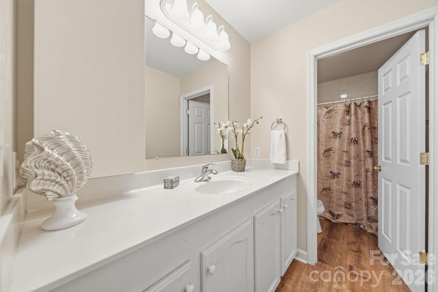 2013 Silvertip Court, Belmont, NC 28012