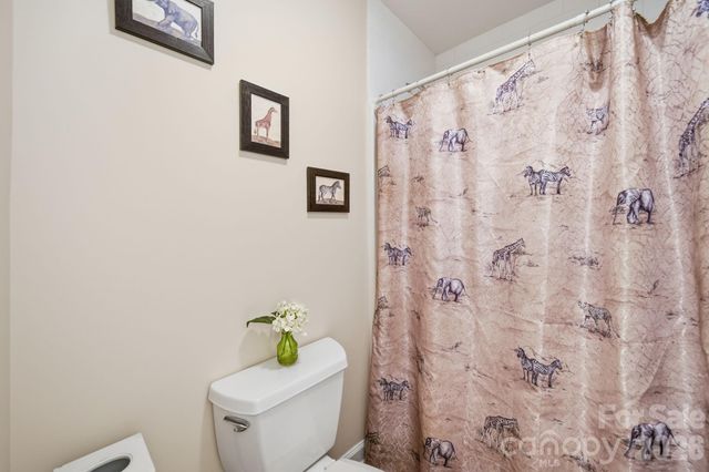 2013 Silvertip Court, Belmont, NC 28012