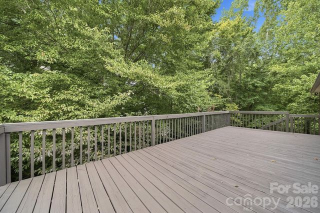 2013 Silvertip Court, Belmont, NC 28012