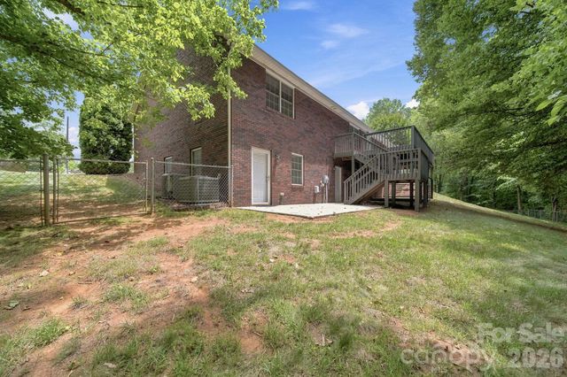 2013 Silvertip Court, Belmont, NC 28012