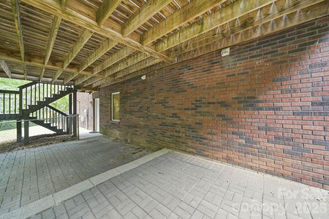 2013 Silvertip Court, Belmont, NC 28012