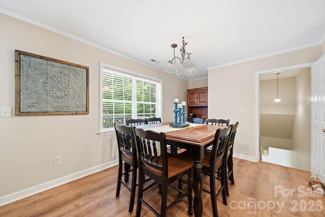 2013 Silvertip Court, Belmont, NC 28012