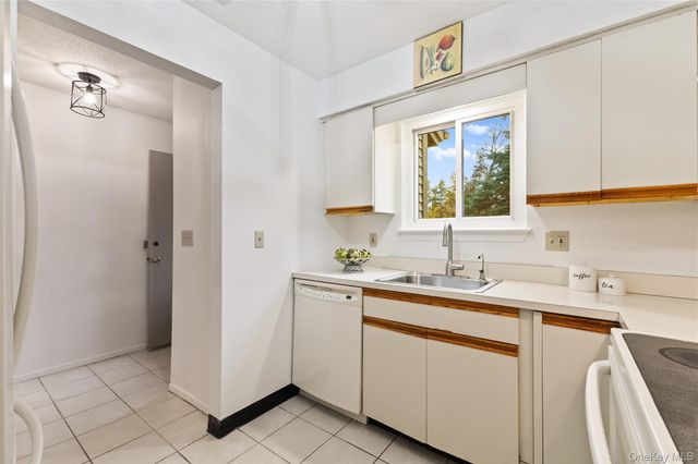 46 Scenic View, Yorktown Heights, NY 10598