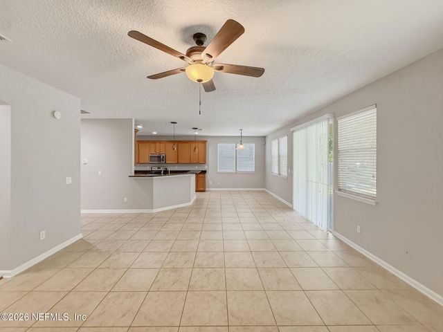 12039 WYNNFIELD LAKES Circle, Jacksonville, FL 32246