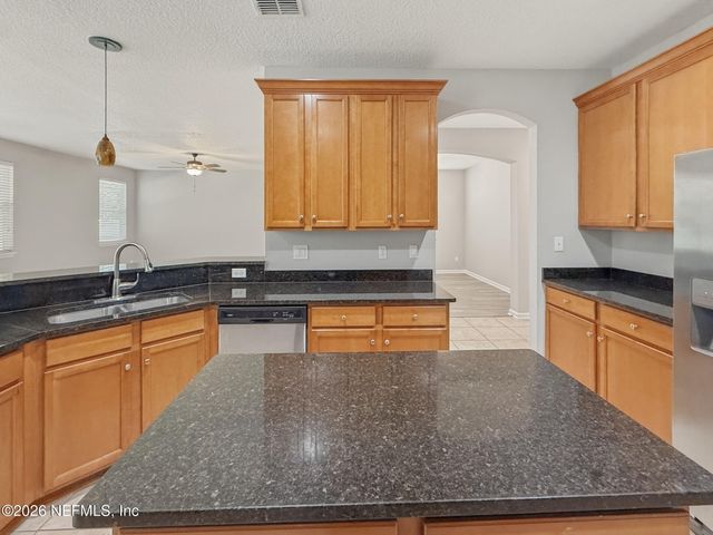 12039 WYNNFIELD LAKES Circle, Jacksonville, FL 32246
