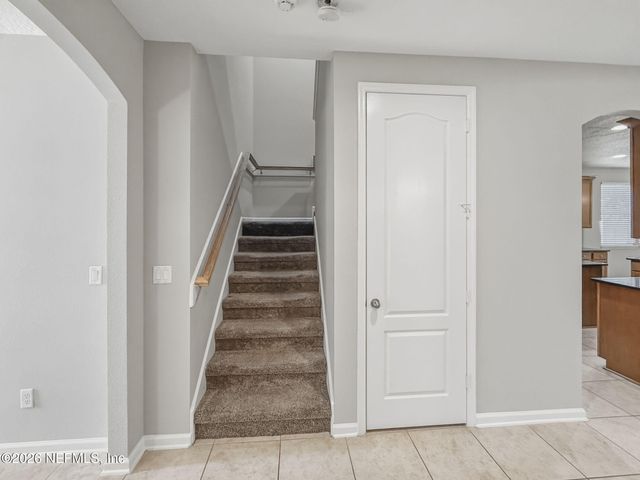 12039 WYNNFIELD LAKES Circle, Jacksonville, FL 32246