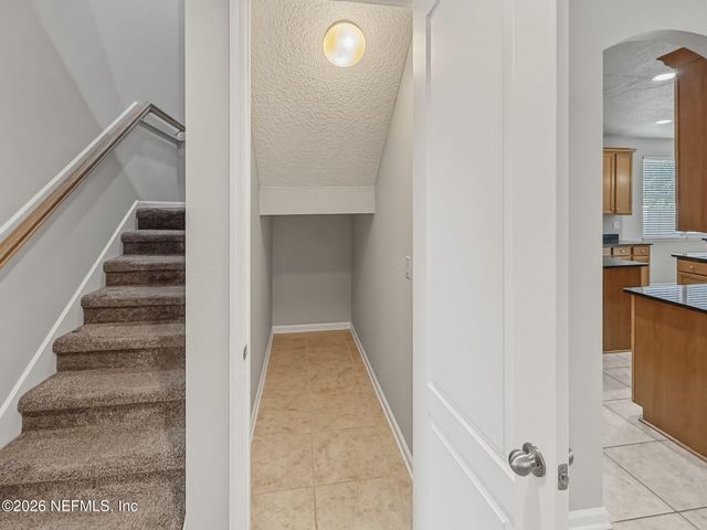 12039 WYNNFIELD LAKES Circle, Jacksonville, FL 32246