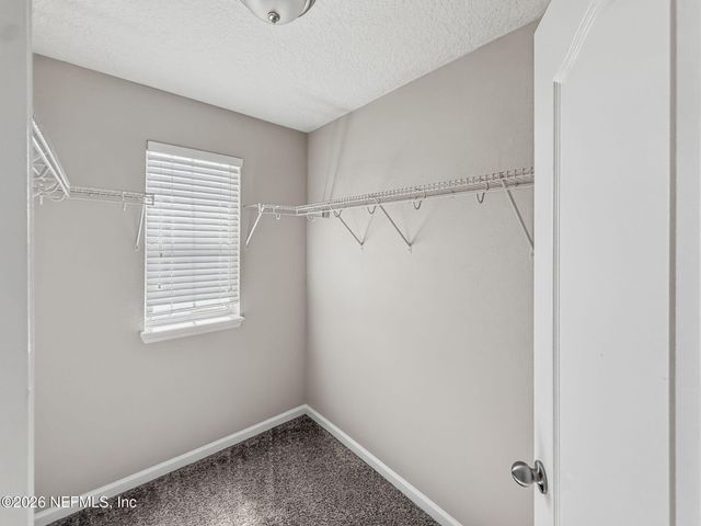 12039 WYNNFIELD LAKES Circle, Jacksonville, FL 32246