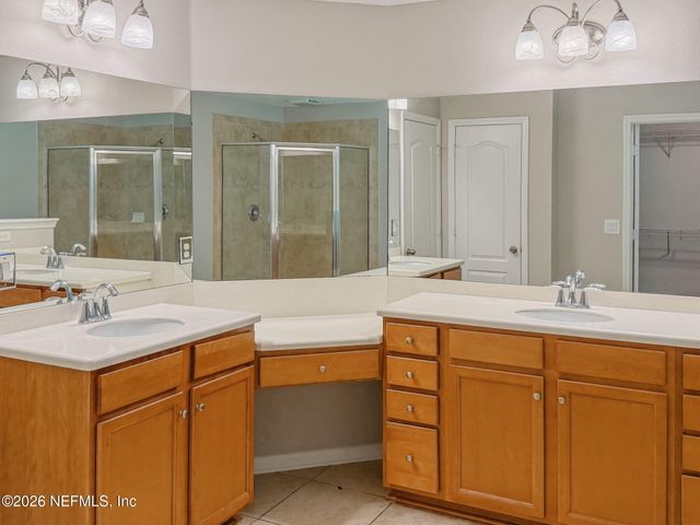 12039 WYNNFIELD LAKES Circle, Jacksonville, FL 32246