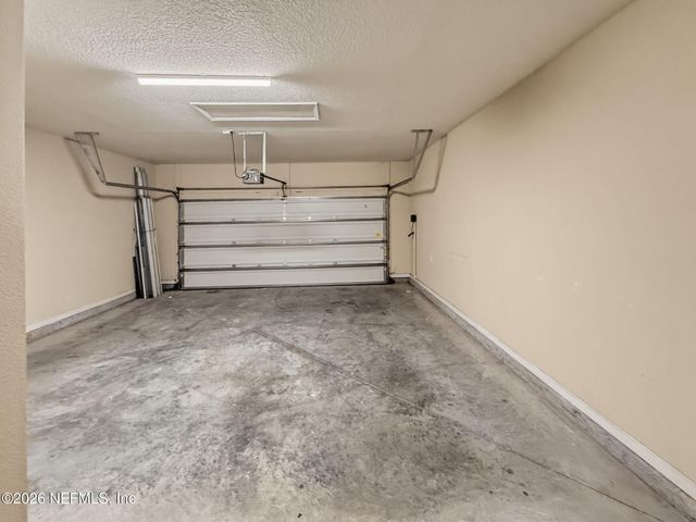 12039 WYNNFIELD LAKES Circle, Jacksonville, FL 32246