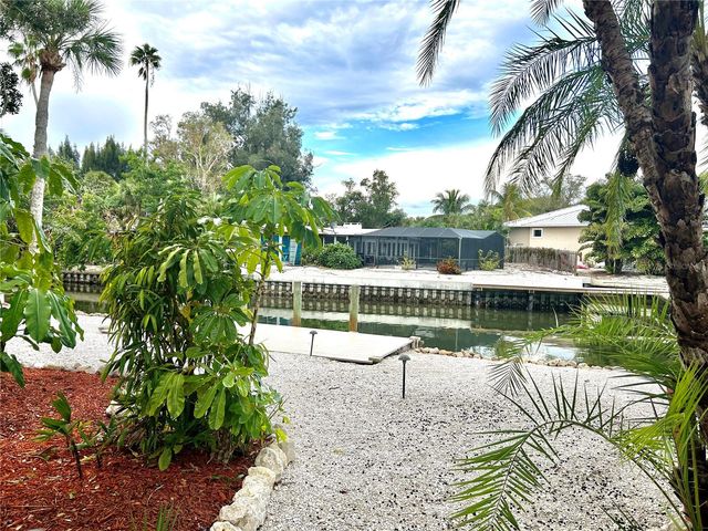 4830 HIGEL AVENUE, Sarasota, FL 34242