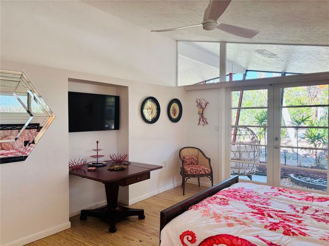 4830 HIGEL AVENUE, Sarasota, FL 34242