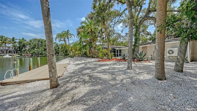 4830 HIGEL AVENUE, Sarasota, FL 34242