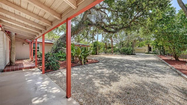4830 HIGEL AVENUE, Sarasota, FL 34242