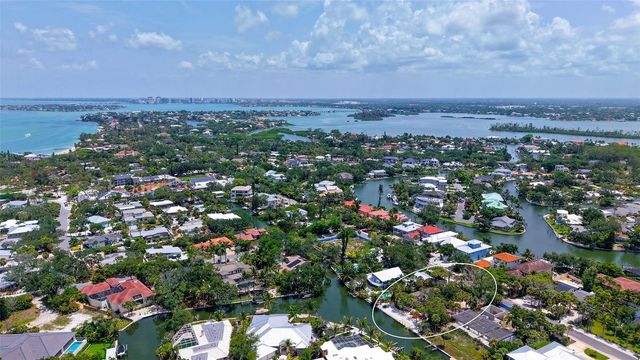 4830 HIGEL AVENUE, Sarasota, FL 34242