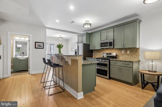 911 L ST NE, Washington, DC 20002