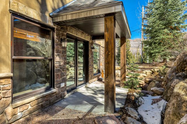 9049 N TIMPHAVEN RD, Sundance, UT 84604