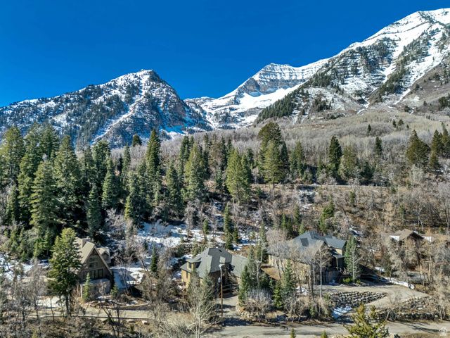 9049 N TIMPHAVEN RD, Sundance, UT 84604