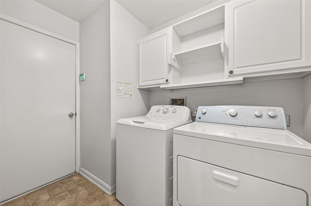 8427 Brickhaven Lane, Houston, TX 77083