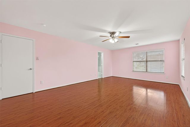 8427 Brickhaven Lane, Houston, TX 77083