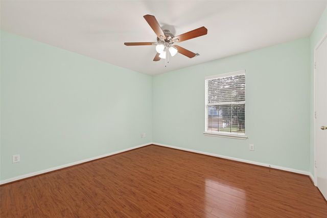 8427 Brickhaven Lane, Houston, TX 77083