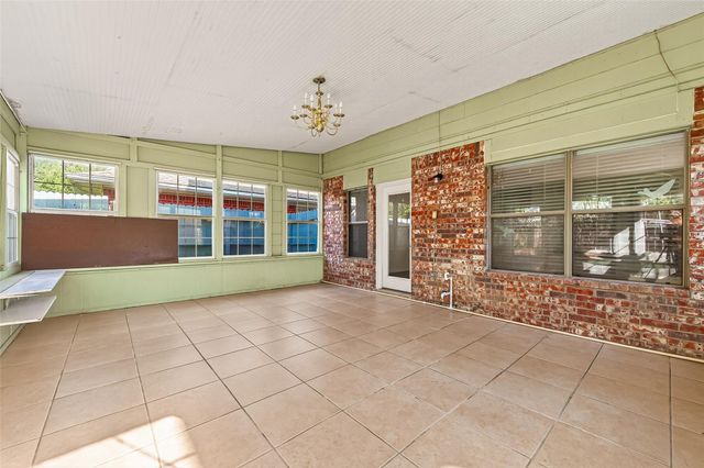 8427 Brickhaven Lane, Houston, TX 77083