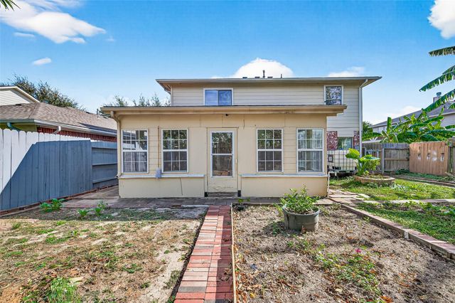 8427 Brickhaven Lane, Houston, TX 77083