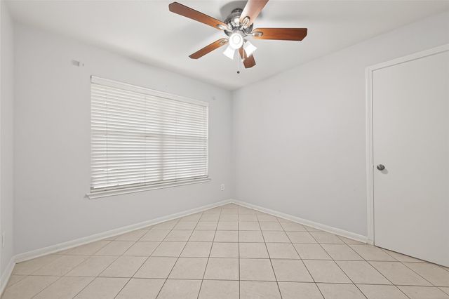 8427 Brickhaven Lane, Houston, TX 77083