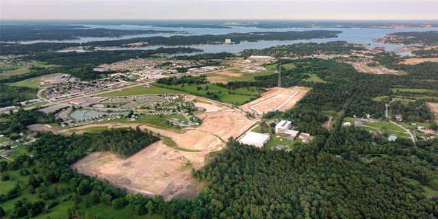 19753 Flag View Drive, Montgomery, TX 77316