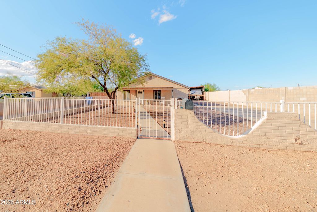3024 W YUMA Street, Phoenix, AZ 85009 — photo 3