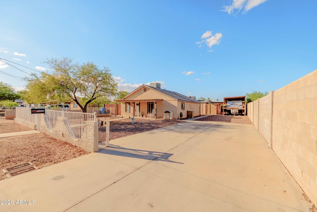 3024 W YUMA Street, Phoenix, AZ 85009 — photo 4