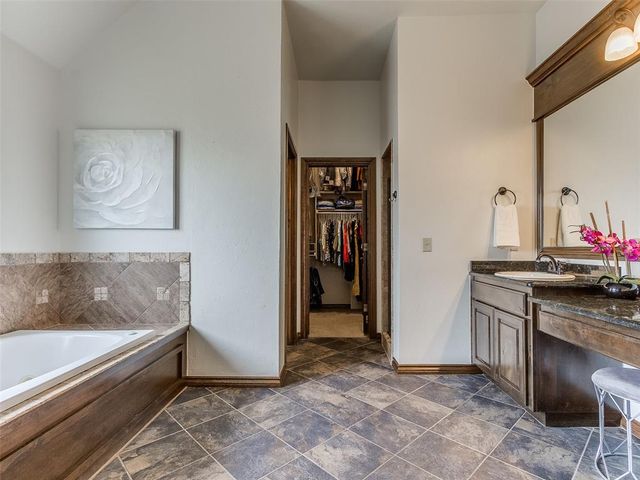 3120 NW 181st Terrace, Edmond, OK 73012