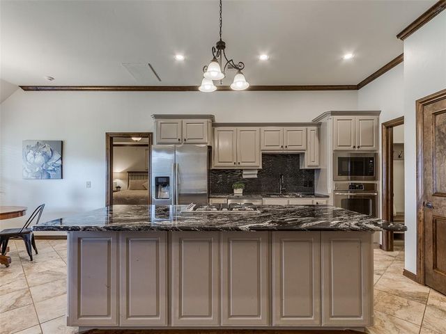 3120 NW 181st Terrace, Edmond, OK 73012