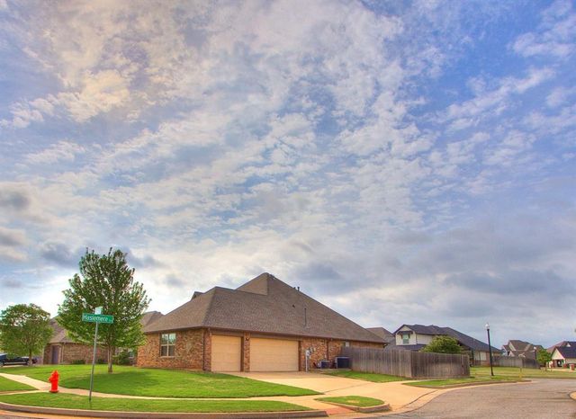 3120 NW 181st Terrace, Edmond, OK 73012