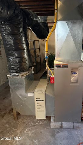 6 New Street, South Glens Falls, NY 12803