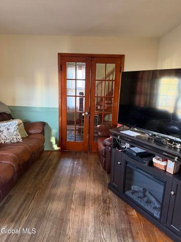 6 New Street, South Glens Falls, NY 12803