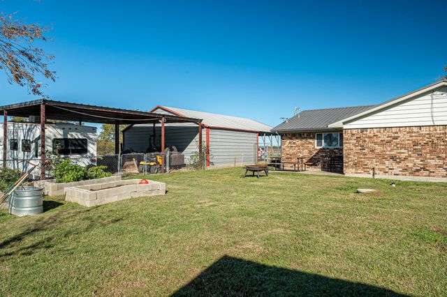 23548 Fm 121, Gunter, TX 75058