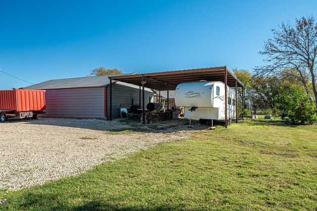 23548 Fm 121, Gunter, TX 75058