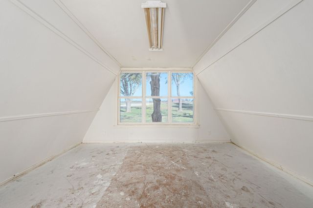 23548 Fm 121, Gunter, TX 75058