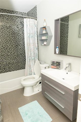 1239 NW 122nd Ter, Pembroke Pines, FL 33026